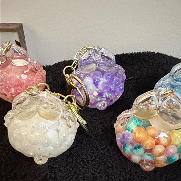 Colorful Keychain Set - Picture 3 of 4